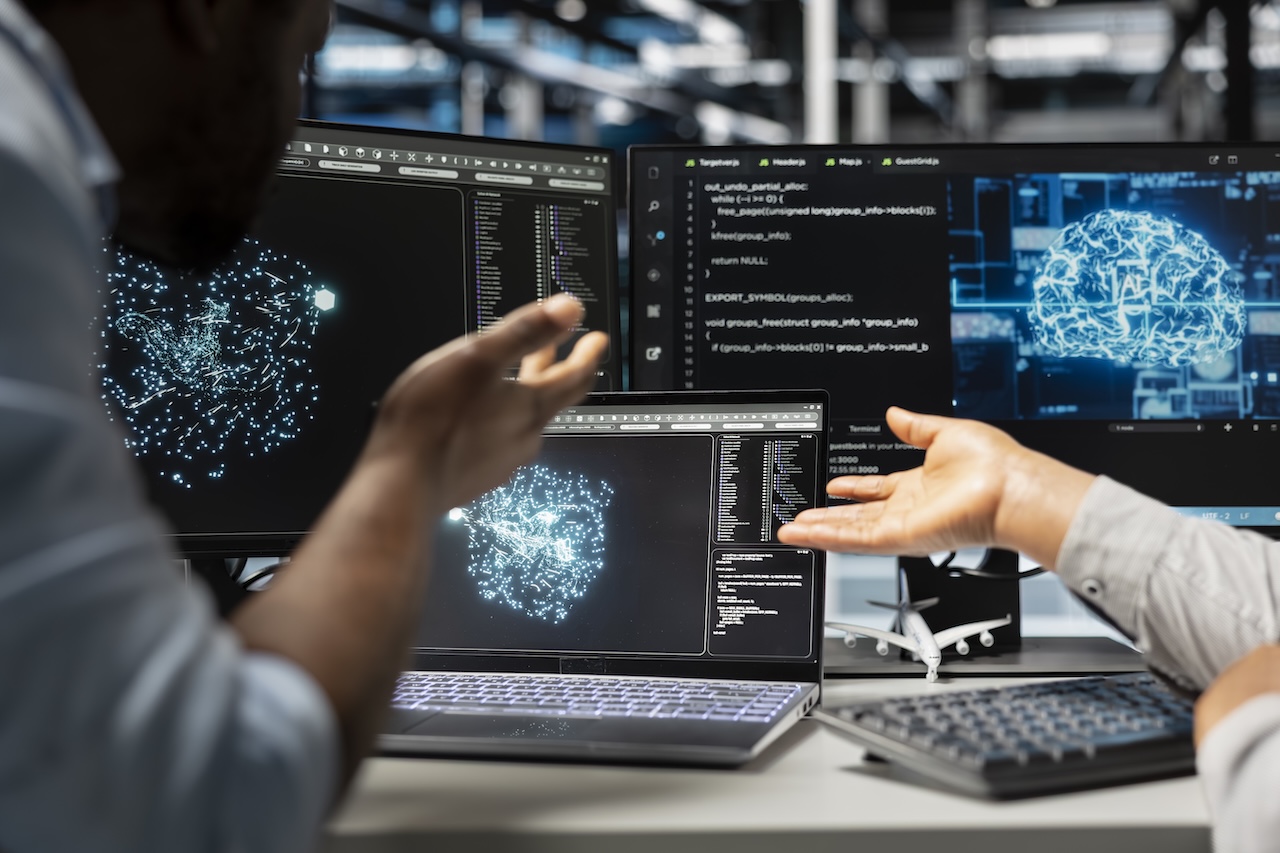 Autodesk AI applicata alla progettazione digitale, professionisti al lavoro